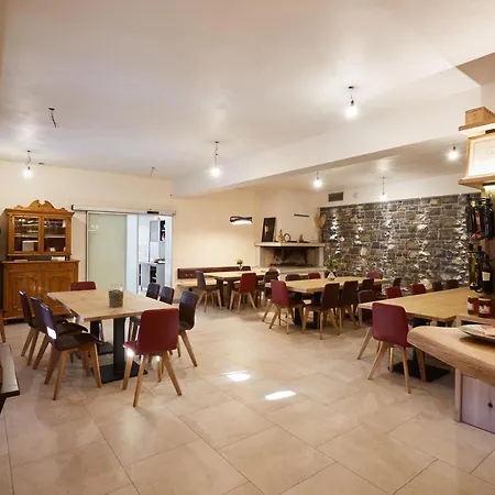 Проживание в семье Ferjancic Estate