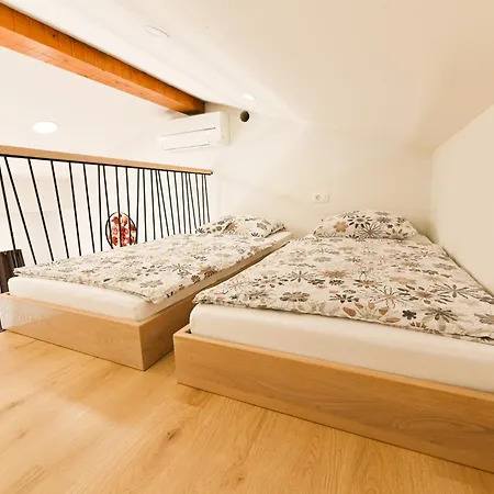 Ferjancic Estate Проживание в семье *